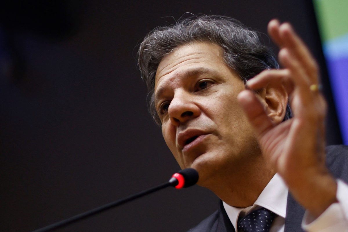 Haddad nega que taxar renda tenha o objetivo de cumprir meta fiscal