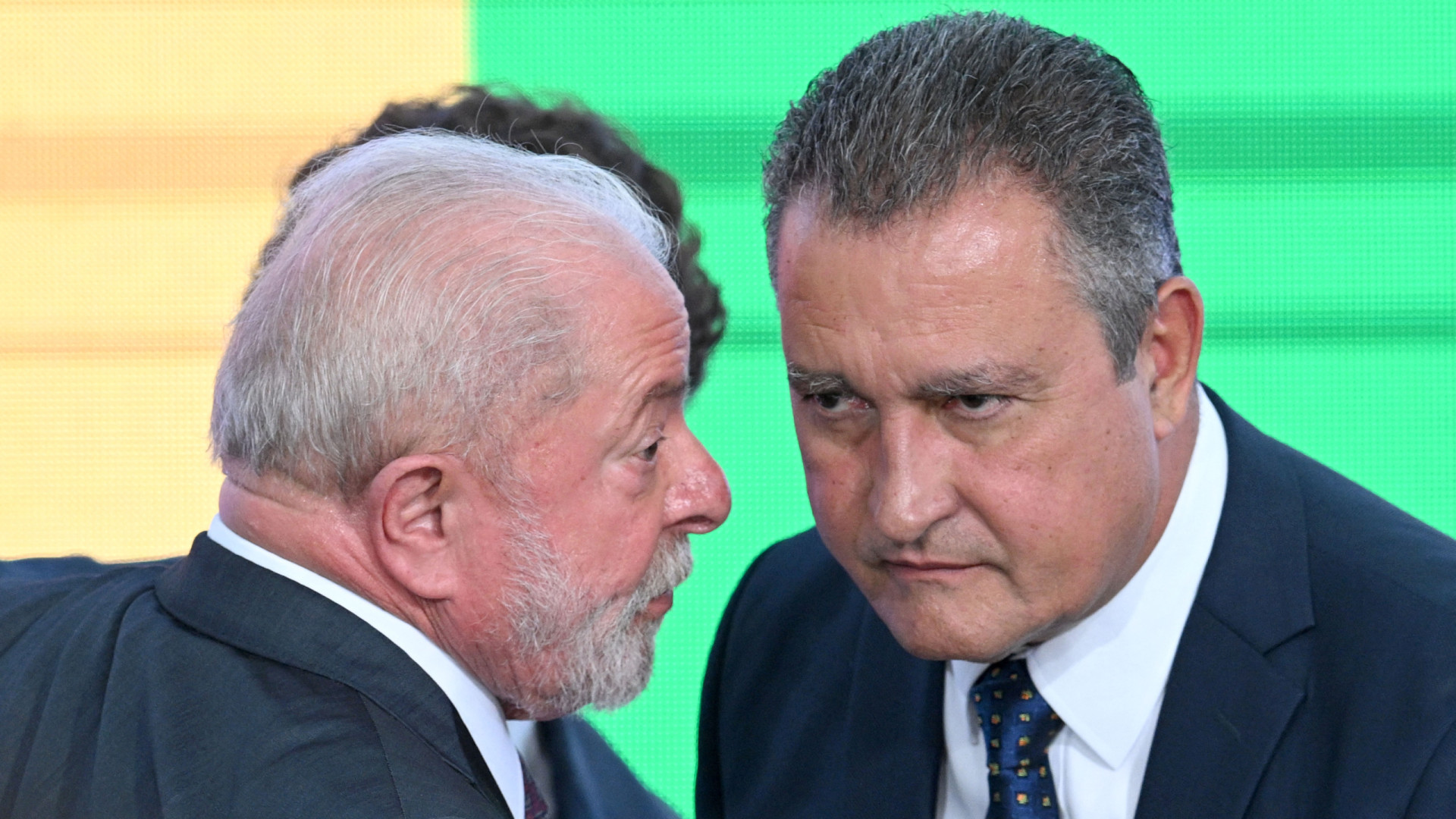 Lula descarta ida de Rui Costa para a Petrobras para abrir espaço para o Centrão