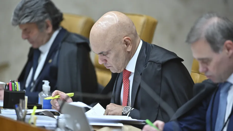 STF cita ameaça de big techs a soberania e dá vitória a governo em ação sobre Cide-Royalties