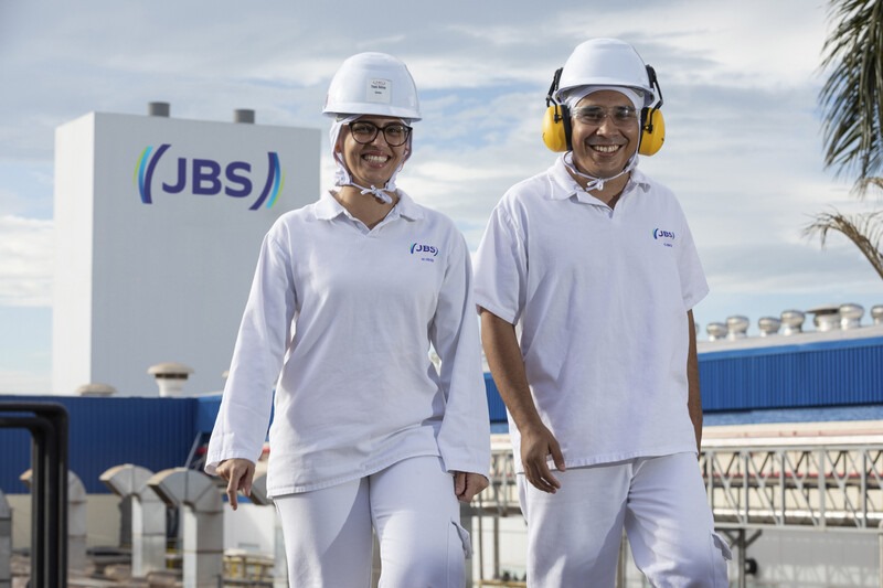 JBS tem mais de 110 vagas de emprego abertas em Goiás